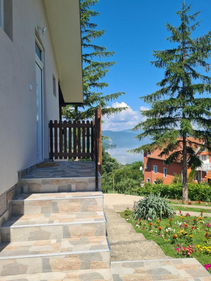 Apartmani Kuljanin Donji Milanovac Exterior foto
