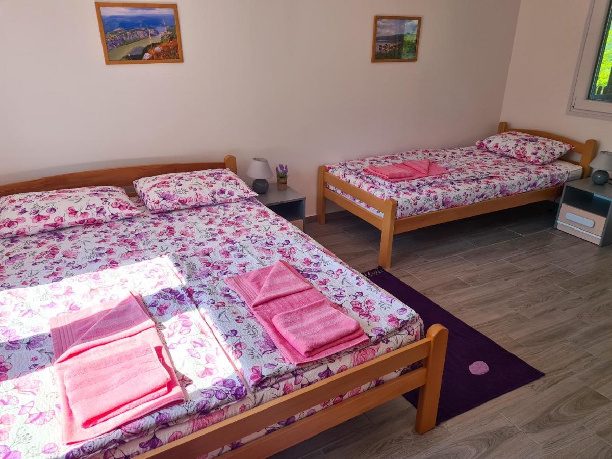 Apartmani Kuljanin Donji Milanovac Exterior foto