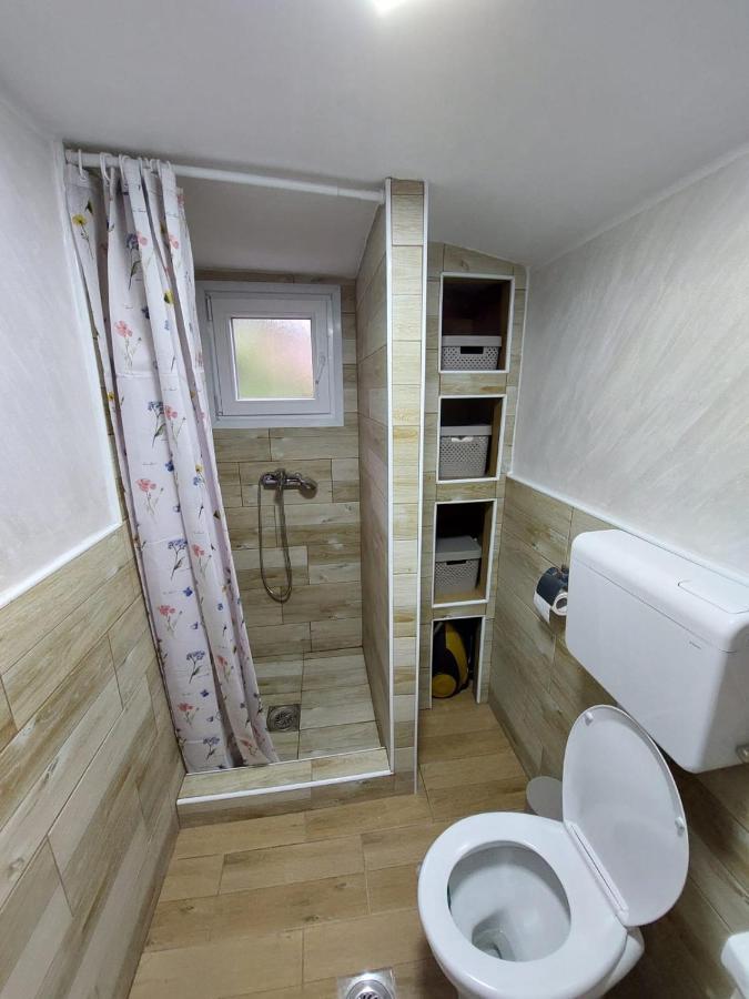 Apartmani Kuljanin Donji Milanovac Zimmer foto